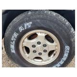 2002 Chevrolet Silverado 1500 Extended Cab Truck, White