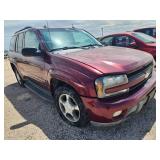 2004 Chevrolet TrailBlazer 4 x 4, Burgandy