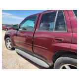 2004 Chevrolet TrailBlazer 4 x 4, Burgandy
