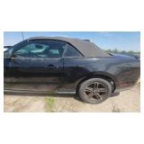 2010 Ford Mustang, Black