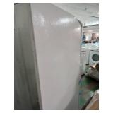 Top-Freezer Refrigerator Retail $836.99 *APP-1