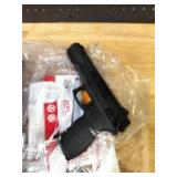 Umarex DX17 .177 Caliber BB Gun Air Pistol - Includes 200 Steel BBs