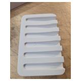 Essentra Home Matte White Self-Draining Rectangular Soap Dish - Retail: $11
