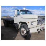 1986 Ford F-700 16
