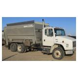 1995 Freightliner FL106 Feed Truck