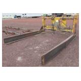 Loader Mount HYD Hay Squeeze Attachment
