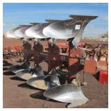 International 140 4 Bottom Plow