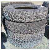 (4) 9R22.5 Tires