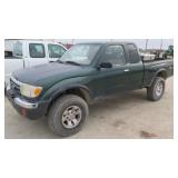 1999 Toyota Pre Runner SR5 2WD Pickup