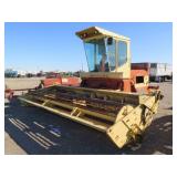 New Holland 1112 Hydrostatic Self Propelled Windro