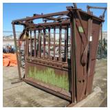 Powder River Squeeze Chute