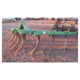 John Deere 90 7 Shank V Ripper