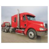 2007 Freightliner Columbia W/Sleeper
