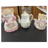 Cookie Jar, 2 pitchers, & misc items