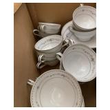 Set of Noritake China, Fairmont Patter