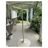 Hanging clothes rack