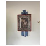 Angel picture & 2 angels - 1 on side of doorway