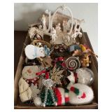Flat of Xmas decor