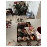 Group of Xmas decor
