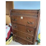 Chest of drawers