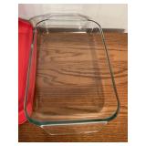 3 quart Pyrex dish w/lid
