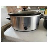 2 crock pots