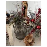 Group of Xmas decor