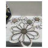 2 pieces wall decor