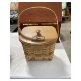 John Deere American heritage basket, more