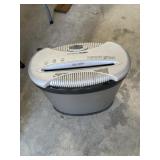 Paper shredder, plastic tackle box,makeup caboodle