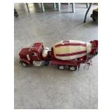 Ertl Big Farm concrete mixer