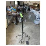 Indoor/outdoor tree decor w/optional candleholders