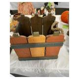 Pumpkin box w/handles