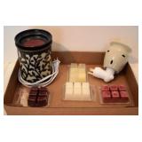 Wall Scentsy & Electric Melting Pot & Cubes