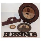 Primitive Themed Decor