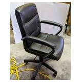 Swivel/Roller Office Chair