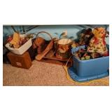 Planter, Shoe Stand, Scope & More