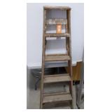 Wooden Step Ladder