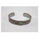 Coin 900 Vintage Bracelet with Green Stone