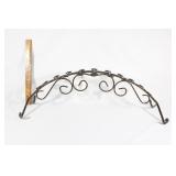 Metal winestopper display