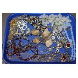Large lot of costume jewelry-Necklaces
