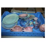 LuRay Pastels lot-Pyrex measuring cups