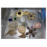Large lot of costume jewelry-Brooches