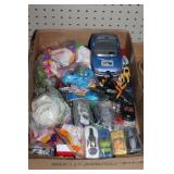 Large lof of vintage toys, Mcdonalds etc.