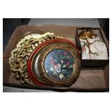 Large lot of vintage frames