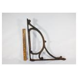 Large VTG cast iron brace