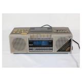 RCA Premier Series CassetteAM/FM Clock Radio works
