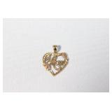14kt Yellow gold - Mom Pendant 1.40 grams
