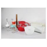 Kitchen items,Popcorn popper,veggie spiraler,etc