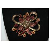 Large floral AVON 2006 brooch